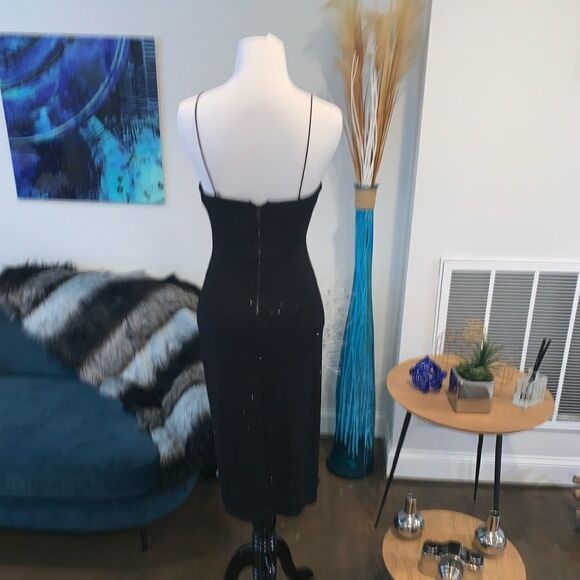 Alice + Olivia Stila Fitted Side-Slit Gown Dress - Picture 4 of 8